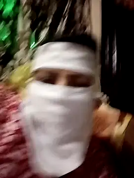 Snapshot of Love-890 chatting on 11.05.25 Love-890 online show from 11.05.25