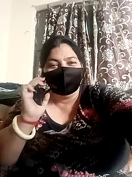 Love-890 online show from 11.18.25