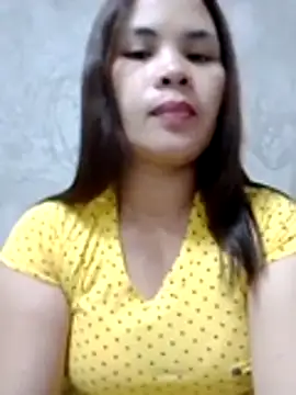 Snapshot of sweet_bella16 chatting on 10.30.25 sweet bella16 online show from 10.30.25