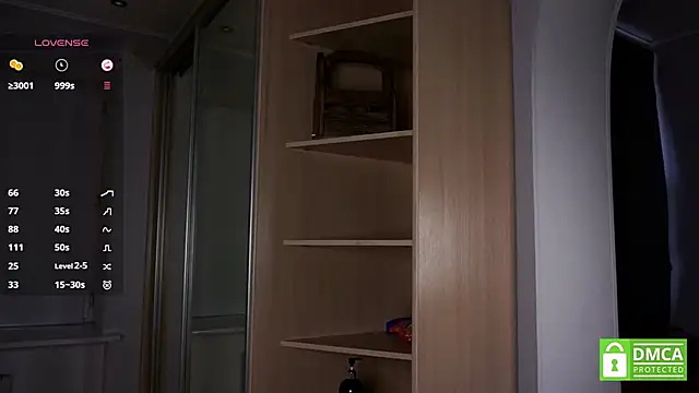 RenaeConnerley online show from 10.10.25