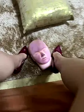 Snapshot of Warda89six chatting on 09.16.25 Warda89six online show from 09.16.25