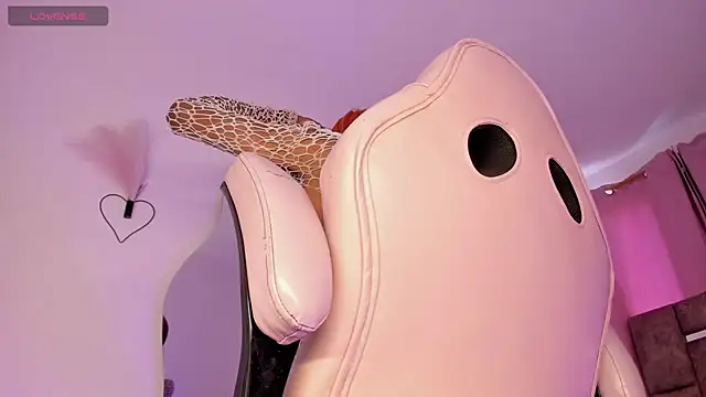 Mia royal online show from 06.23.26