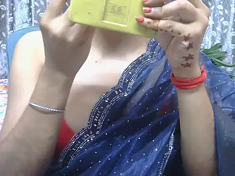 Snapshot of alaviya-19 chatting on 10.06.25 alaviya-19 online show from 10.06.25