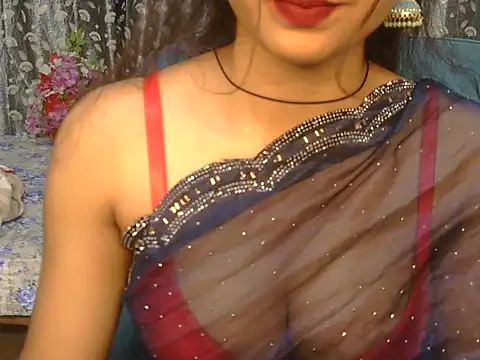 Snapshot of alaviya-19 chatting on 10.18.25 alaviya-19 online show from 10.18.25