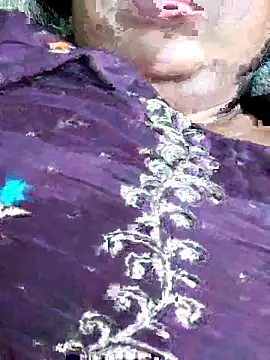 Snapshot of Mmm143 chatting on 10.01.25 Mmm143 online show from 10.01.25