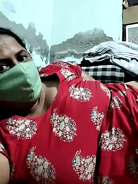 Snapshot of Mmm143 chatting on 10.10.25 Mmm143 online show from 10.10.25