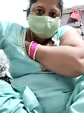 Snapshot of Mmm143 chatting on 10.16.25 Mmm143 online show from 10.16.25