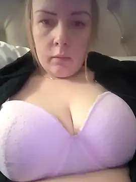 Piccolamonella29 online show from 04.06.26