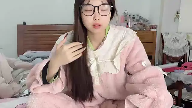 Akong11 online show from 12.14.25