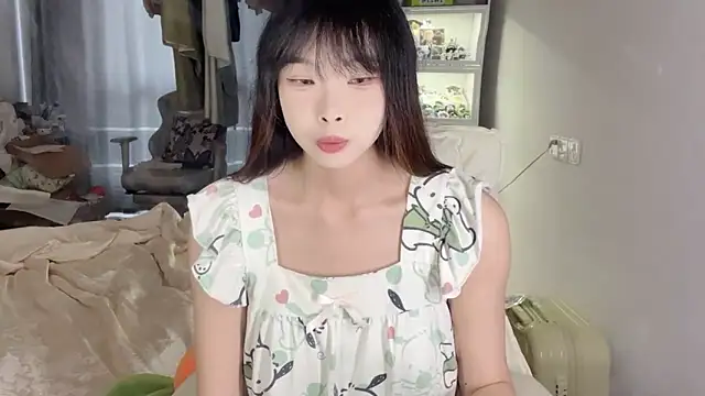 Snapshot of Akong11 chatting on 05.19.26 Akong11 online show from 05.19.26