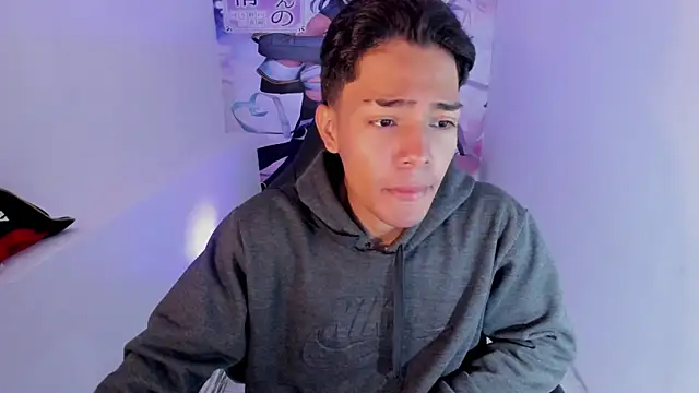 Snapshot of Hunteer_Boy chatting on 11.05.25 Hunteer Boy online show from 11.05.25