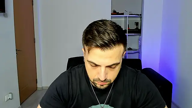 Snapshot of Jace_Thorne chatting on 10.26.25 Jace Thorne online show from 10.26.25