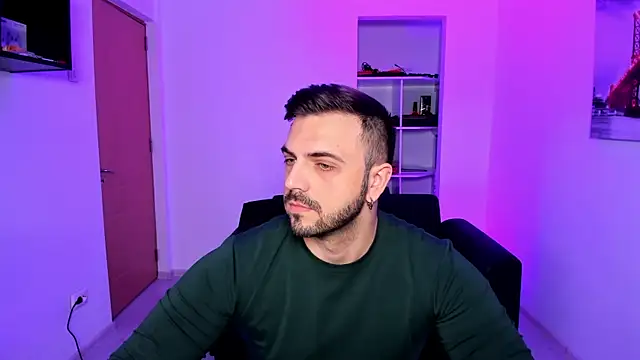 Snapshot of Jace_Thorne chatting on 11.17.25 Jace Thorne online show from 11.17.25