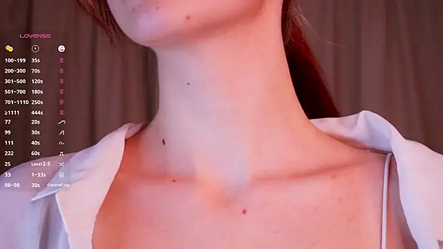 Sofia Tetsu online show from 10.05.25