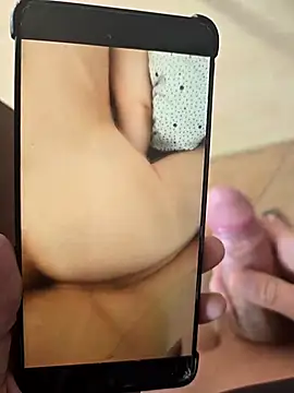 Snapshot of Kadazano chatting on 09.18.25 Kadazano online show from 09.18.25