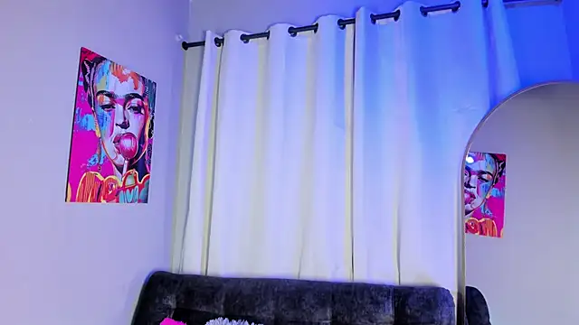 Scarlett Durand online show from 10.24.25