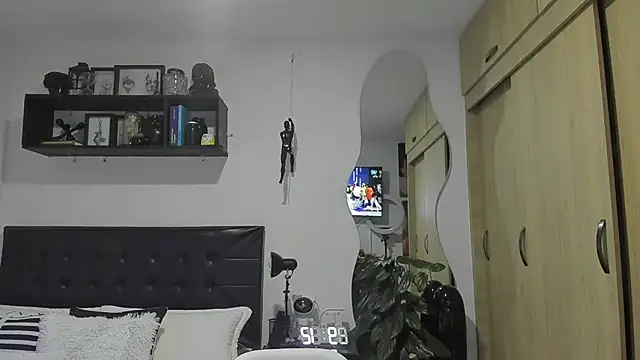 Snapshot of Arnolwilliams chatting on 11.01.25 Arnolwilliams online show from 11.01.25