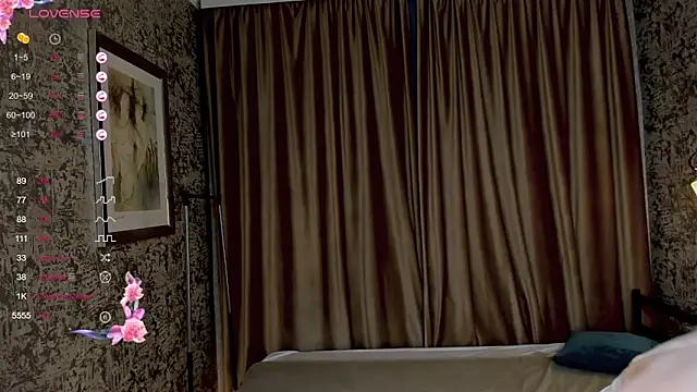 AlettaEve online show from 09.26.25