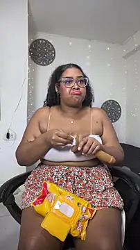 Snapshot of Dakota__Luxx00 chatting on 10.29.25 Dakota Luxx00 online show from 10.29.25