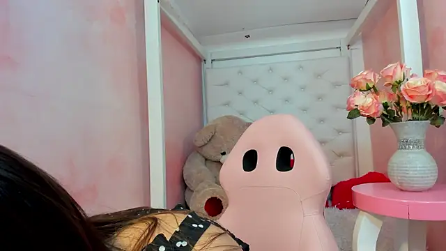 celeste hot   online show from 10.06.25