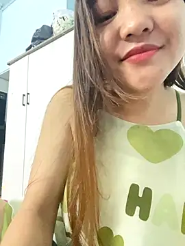 Trang-cute18 online show from 09.15.25