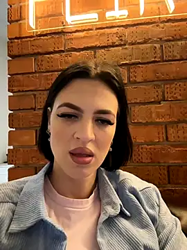 Snapshot of EmmaStarkk chatting on 09.22.25 EmmaStarkk online show from 09.22.25