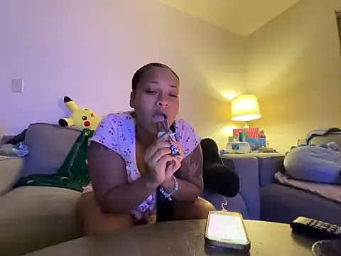 Snapshot of GoddessFatPuss chatting on 10.03.25 GoddessFatPuss online show from 10.03.25