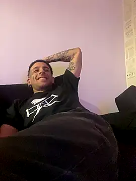 juicytatts23 online show from 09.21.25