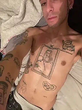 juicytatts23 online show from 09.30.25
