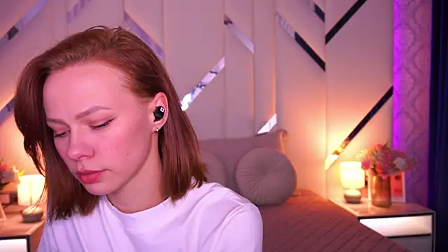 ShyySiren online show from 03.28.26