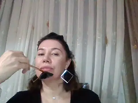 Lomivah online show from 11.04.25