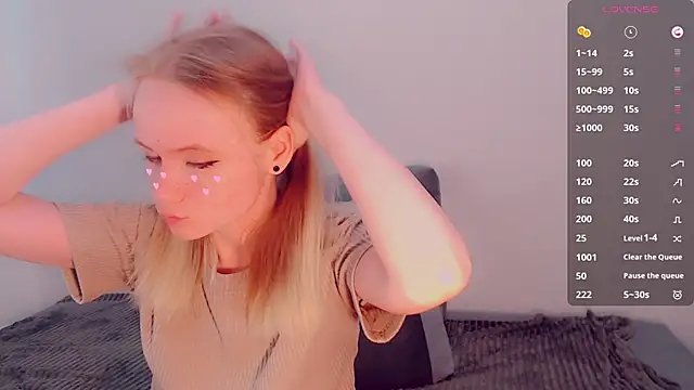 AliceNya cute online show from 04.10.26