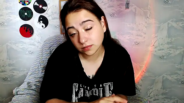 Olivia Defo online show from 09.25.25