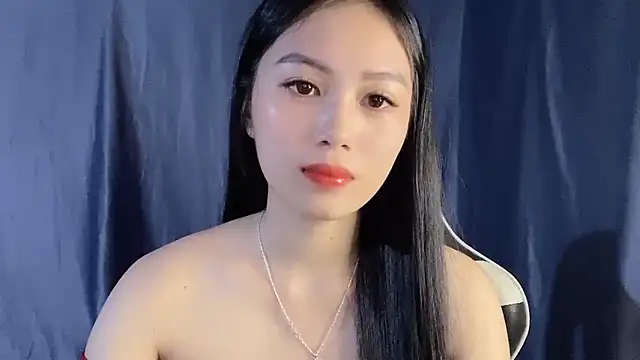 Lyly4757 online show from 09.17.25