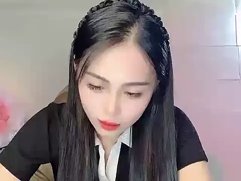 Lyly4757 online show from 12.22.25