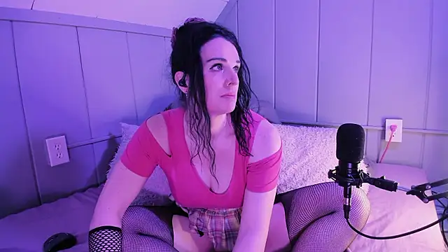 Snapshot of DamaDevotchka chatting on 02.04.26 DamaDevotchka online show from 02.04.26