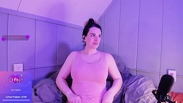 Snapshot of DamaDevotchka chatting on 02.23.26 DamaDevotchka online show from 02.23.26