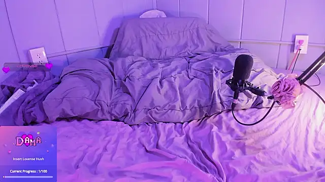 Snapshot of DamaDevotchka chatting on 02.28.26 DamaDevotchka online show from 02.28.26