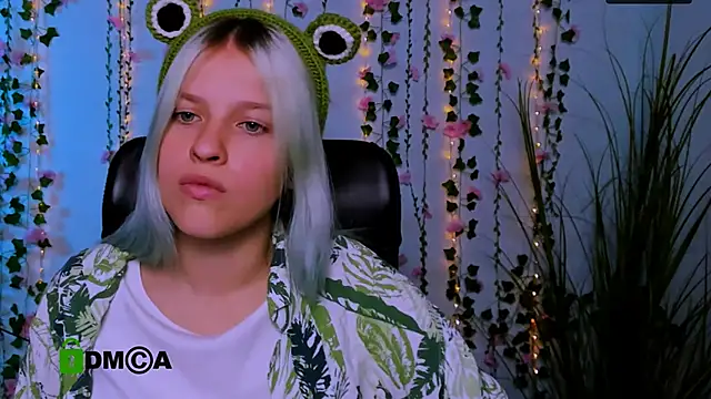 kaela spell  online show from 10.02.25