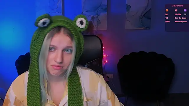 kaela spell  online show from 11.14.25