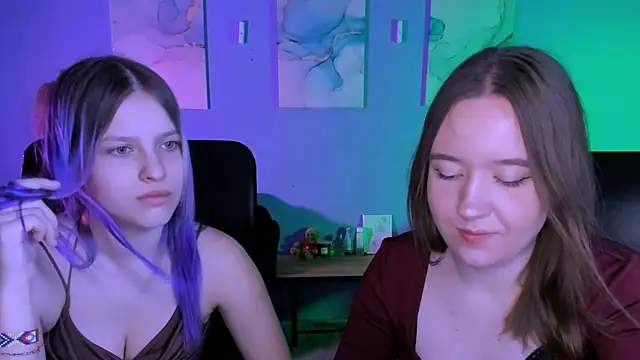 Snapshot of kaela_spell_ chatting on 03.10.26 kaela spell online show from 03.10.26