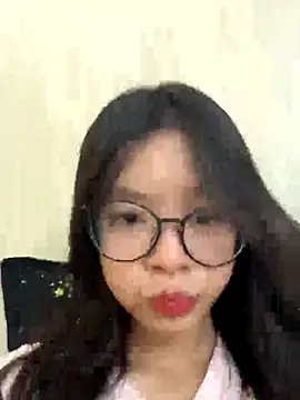 Snapshot of tun15___ chatting on 09.16.25 tun15 online show from 09.16.25