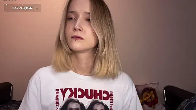 Snapshot of SoftcoreAlly chatting on 10.08.25 SoftcoreAlly online show from 10.08.25