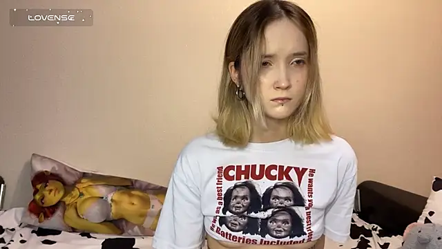 Snapshot of SoftcoreAlly chatting on 11.15.25 SoftcoreAlly online show from 11.15.25