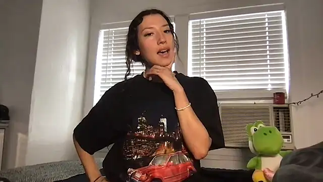 yoursweetestlilly online show from 04.01.26