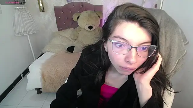 alllyson  online show from 10.04.25