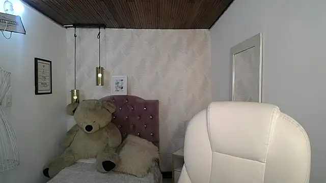 alllyson  online show from 12.20.25