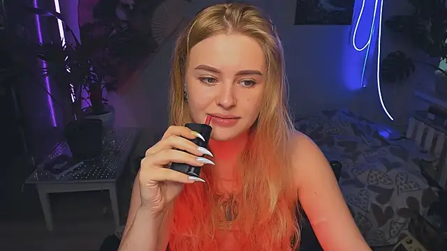 Alexa  Pears online show from 09.23.25