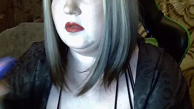 YuliiaSan online show from 10.05.25