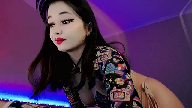 Dazzl1ngFire online show from 10.13.25